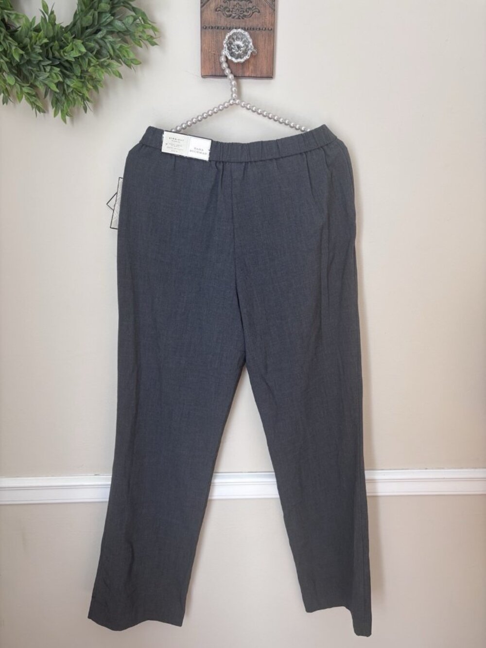 NWT Dana Buchman Size 6 Gray Mid-Rise Trousers Pants Slimming - Picture 4 of 6
